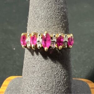 10k Yellow Gold Natural Marquise Cut Ruby & Diamond Ring 2.8 Grams Size 6.75